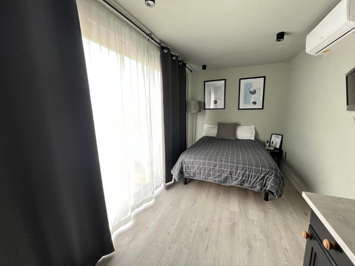 La Casa Contenedor Сарагоса Экстерьер фото